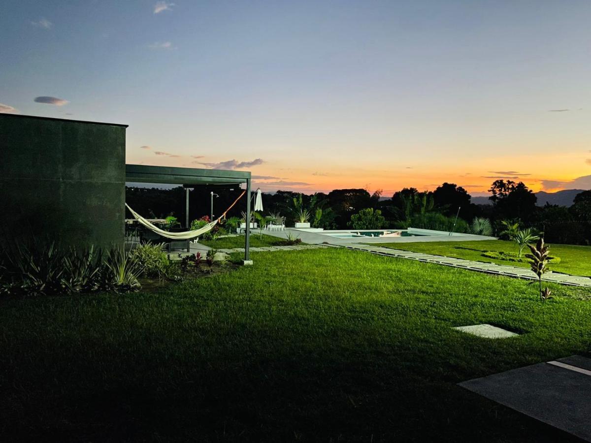 Torcaza Casa De Campo Quimbaya Buitenkant foto